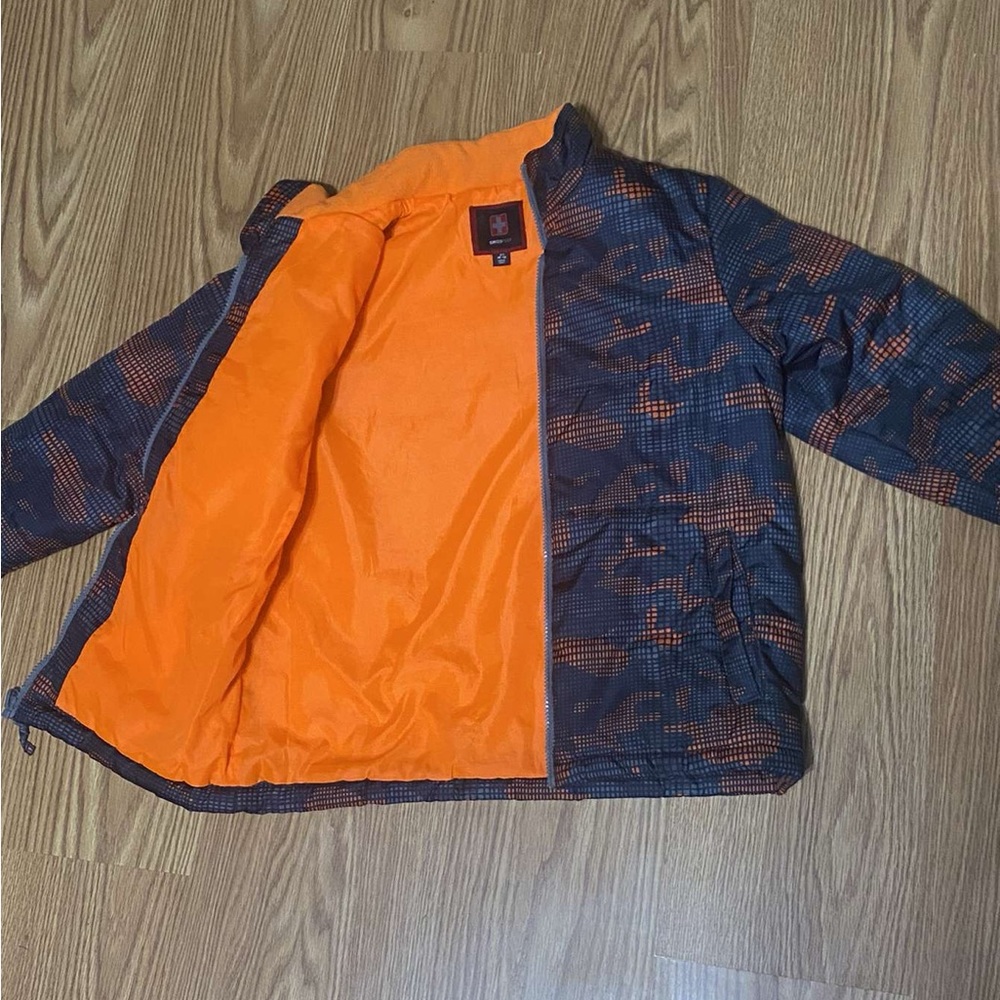 Orange puffer
